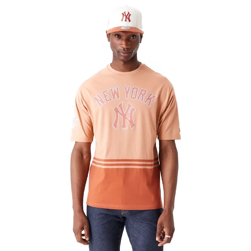 Men's T-shirts soft tan-New York Yankees World Series Brown Oversized T-Shirt