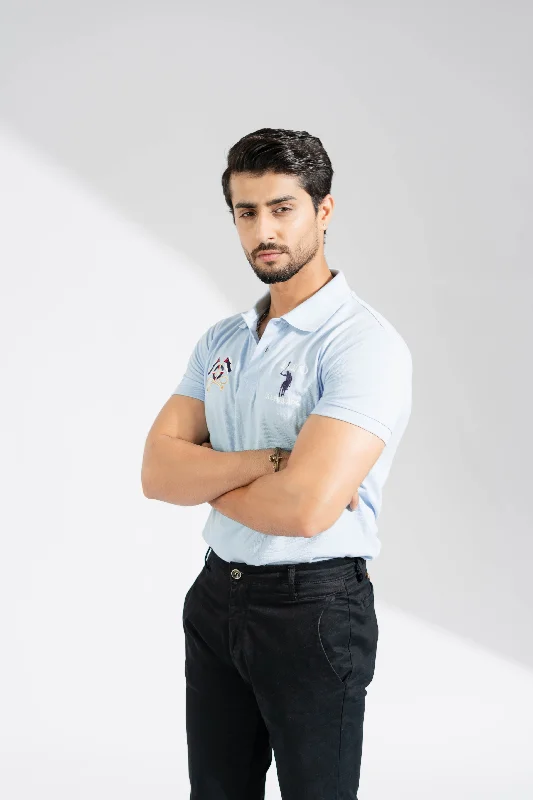 Men's polo shirts trendy navy-Polo Republica Men's Logo & 2 Flag Crest Embroidered Short Sleeve Polo Shirt